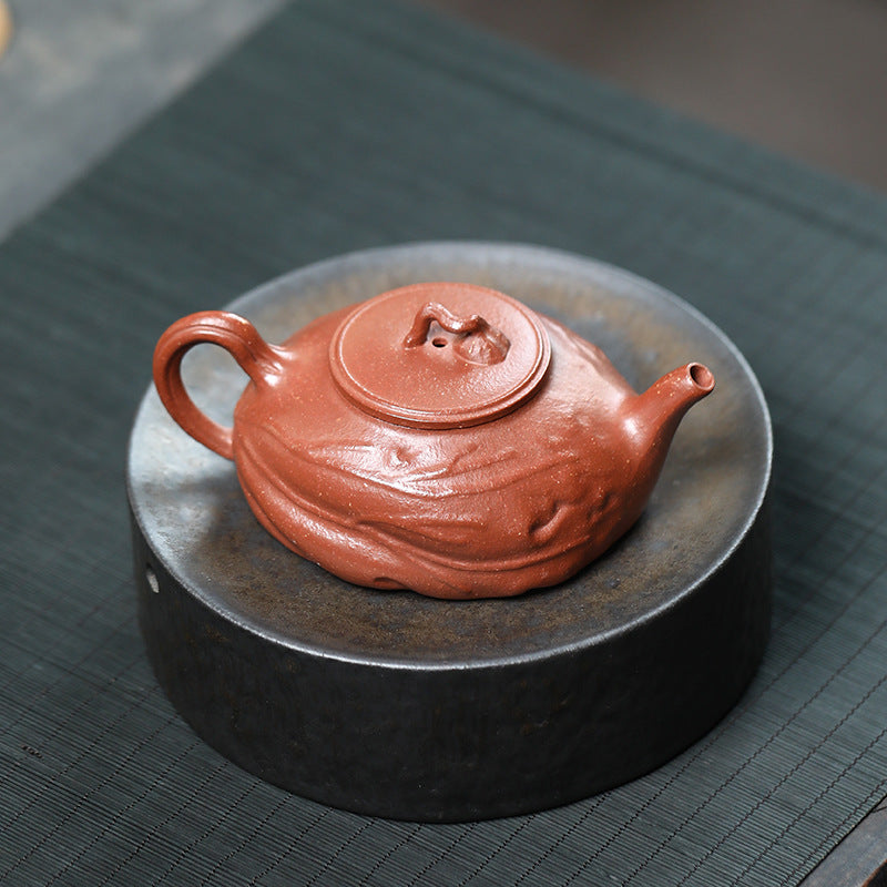 Clay lotus leaf pot