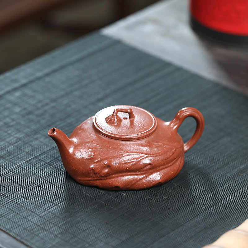 Clay lotus leaf pot